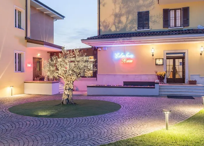 Panineria Colombera Rossa Hotell