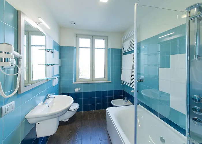 Panineria Colombera Rossa 3*