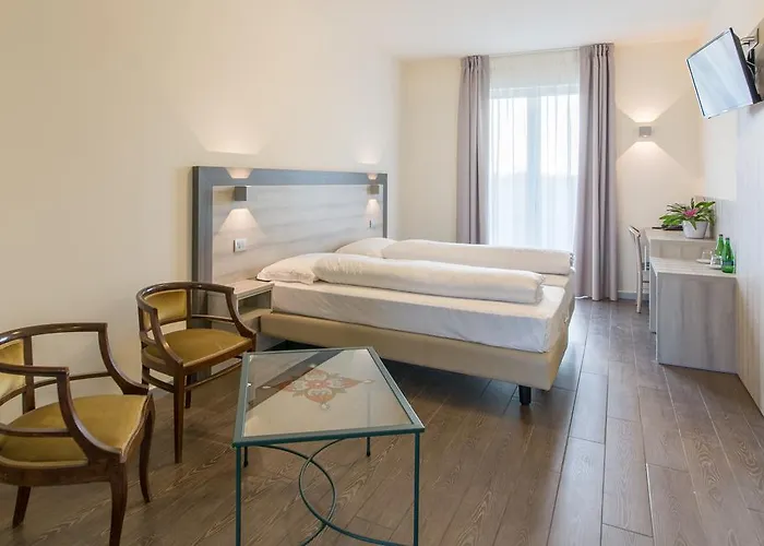 Panineria Colombera Rossa Hotell Brescia